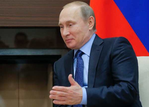  Kremlin dice que  Panamá Papers apunta contra Vladímir Putin y persigue desestabilizar Rusia. (AFP).