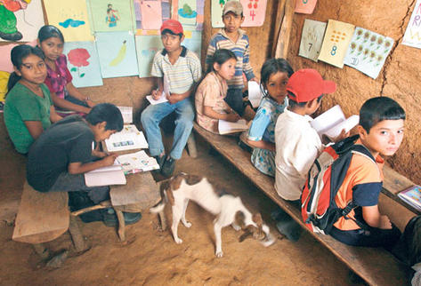 Estudiantes de  Camotán, Chiquimula, comenzarán clases con las mismas penurias del año recién pasado.