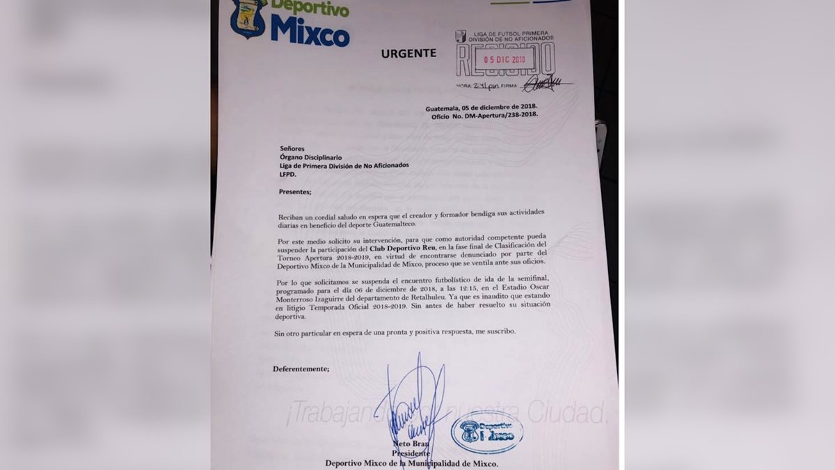 Neto Bran publicó una fotografía de la carta que presentó Deportivo Mixco ante la Primera División para solicitar que se suspenda el partido de ida de las semifinales entre Deportivo Reu y Sansare. (Foto Prensa Libre: Facebook de Neto Bran)