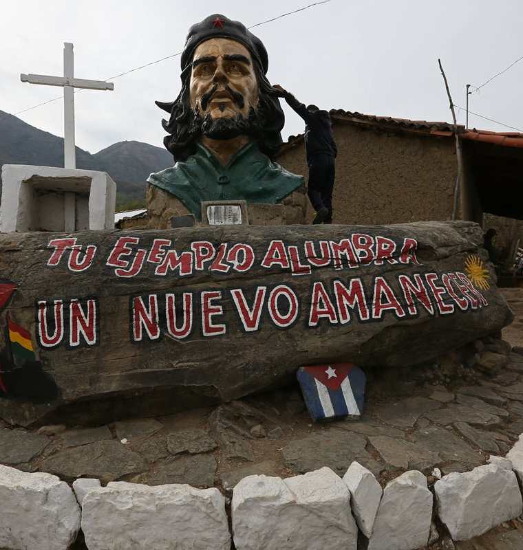 El Ejército boliviano derrotó a la guerrilla del Che, lo capturó el 8 de octubre de 1967. (Foto Prensa Libre: AFP)