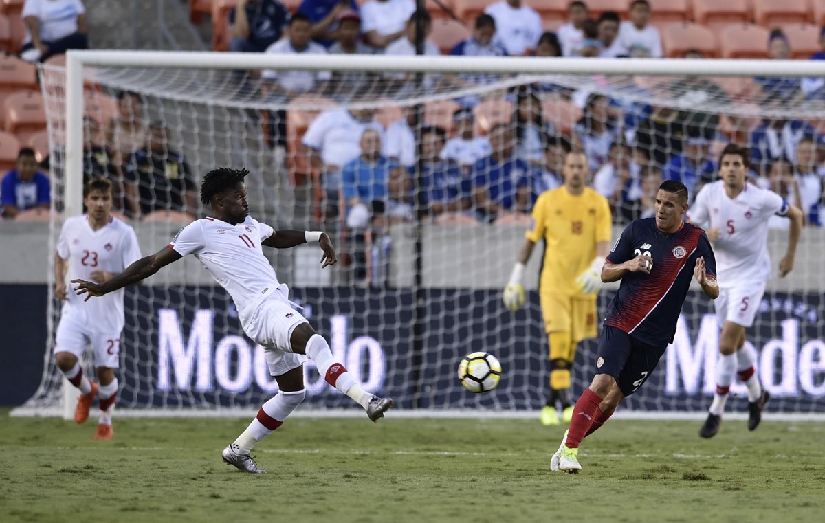 Canadá y Costa Rica empataron 1-1 en el partido del Grupo A de la Copa Oro disputado en Houston, Texas. (Foto Prensa Libre: AFP)