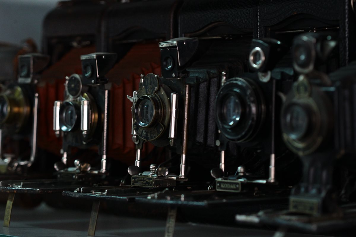 Colección de cámaras, propiedad de Anne Girard. (Foto Prensa Libre: Álvaro Interiano)