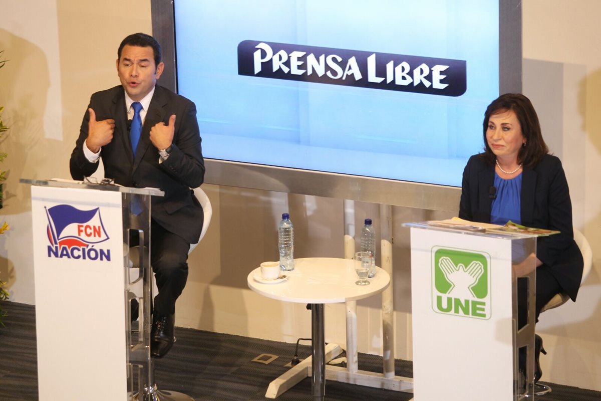 Jimmy Morales y Sandra Torres explican su plan de gobierno durante el Diálogo Libre con los presidenciables. (Foto Prensa Libre: Hemeroteca PL)