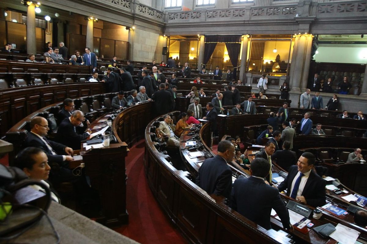 Sesión plenaria de este martes en el Congreso de la República. (Foto Prensa Libre: Álvaro Interiano).