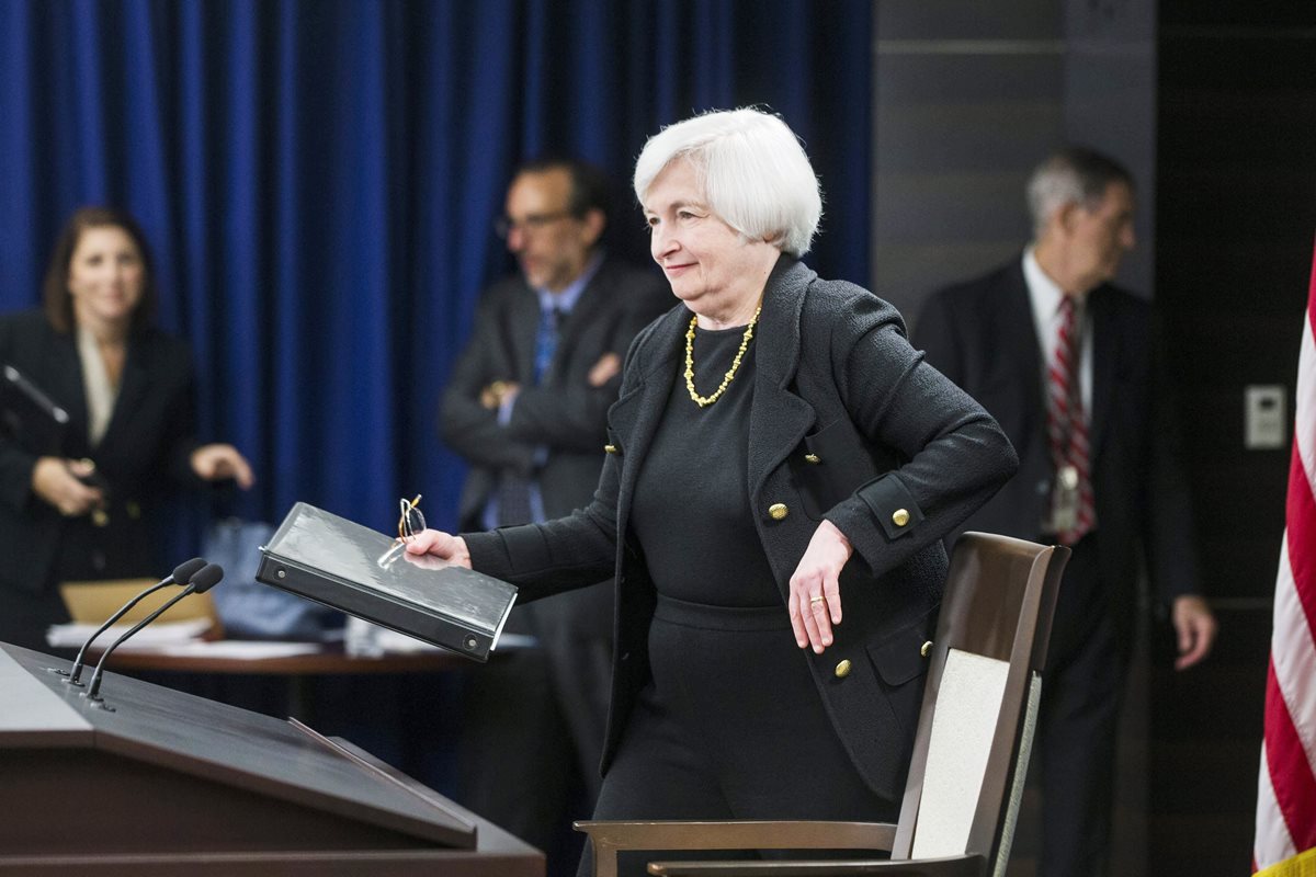 La presidenta de la Fed, Janet Yellen, durante la rueda de prensa celebrada hoy  en Washington. (PL-EFE)