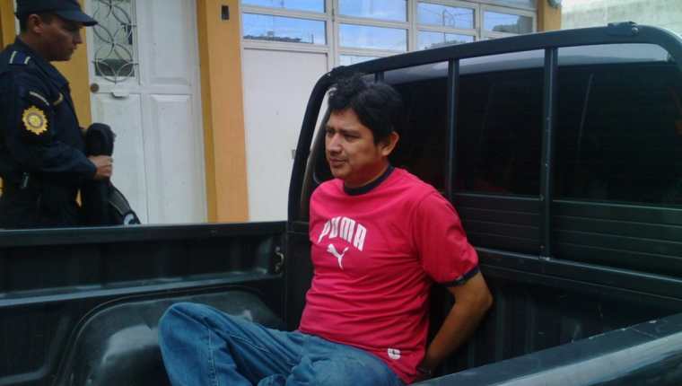 Juan Natalio Brazo Díaz fue capturado por el delito de trata de personas en residenciales Valle de Jesús I, colonia Maya zona 18, (Foto Prensa Libre: Erick Ávila)