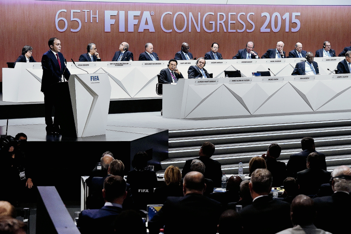 Este día se réalizó el 65 Congreso de la FIFA en Zúrich, Suiza. (Foto Prensa Libre: EFE)