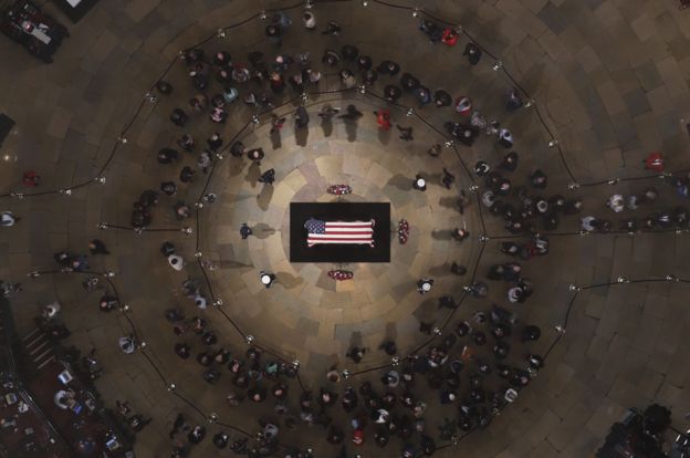 Tras su fallecimiento, Bush fue homenajeado en la Rotonda del Capitolio, en Washington D.C. GETTY IMAGES