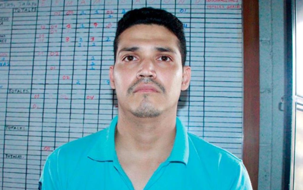 Guindder Lopreto fue detenido en Monjas, Jalapa, sospechoso de haber cometido cinco delitos. (Foto Prensa Libre: PNC).