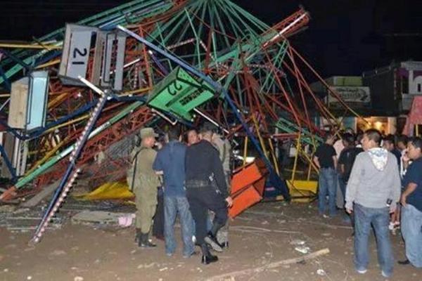 Rueda de Chicago quedó destruida en San Pablo, San Marcos. (Foto Prensa Libre: Bomberos Municipales Departamentales) <br _mce_bogus="1"/>