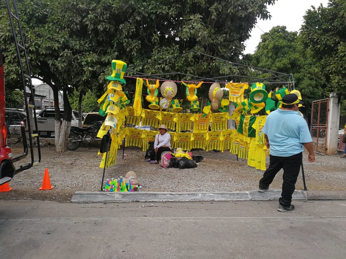 Ambiente de fiesta en el estadio David Cordón Hichos para la final de vuelta entre Guastatoya y Comunicaciones.