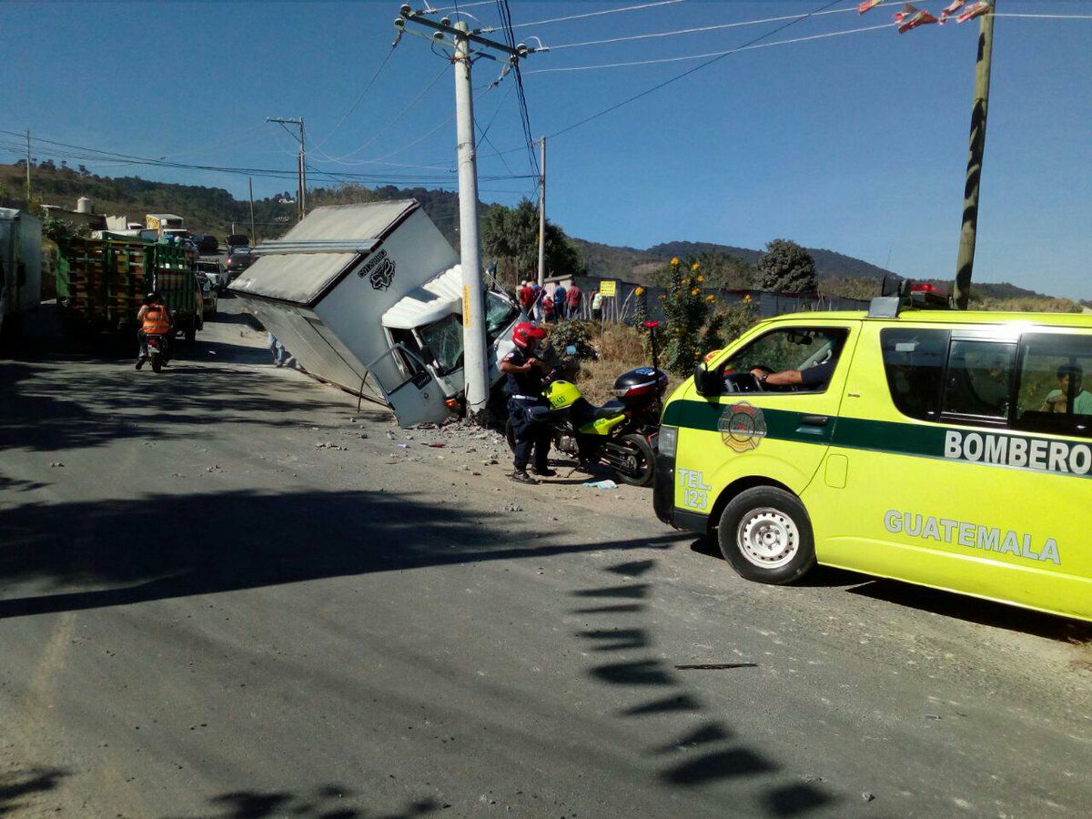 Los accidentes de tránsito aumentaron en el año 2016 con relación al 2015. (Foto Prensa Libre: Cortesía CBM)