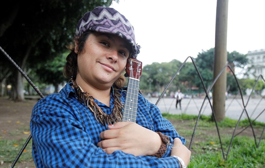Dévorah Rahel es una de las cantantes urbanas guatemaltecas que cautiva por su espectacular voz. Ella lleva cuatro años en la escena artística local. (Foto Prensa Libre: Keneth Cruz)