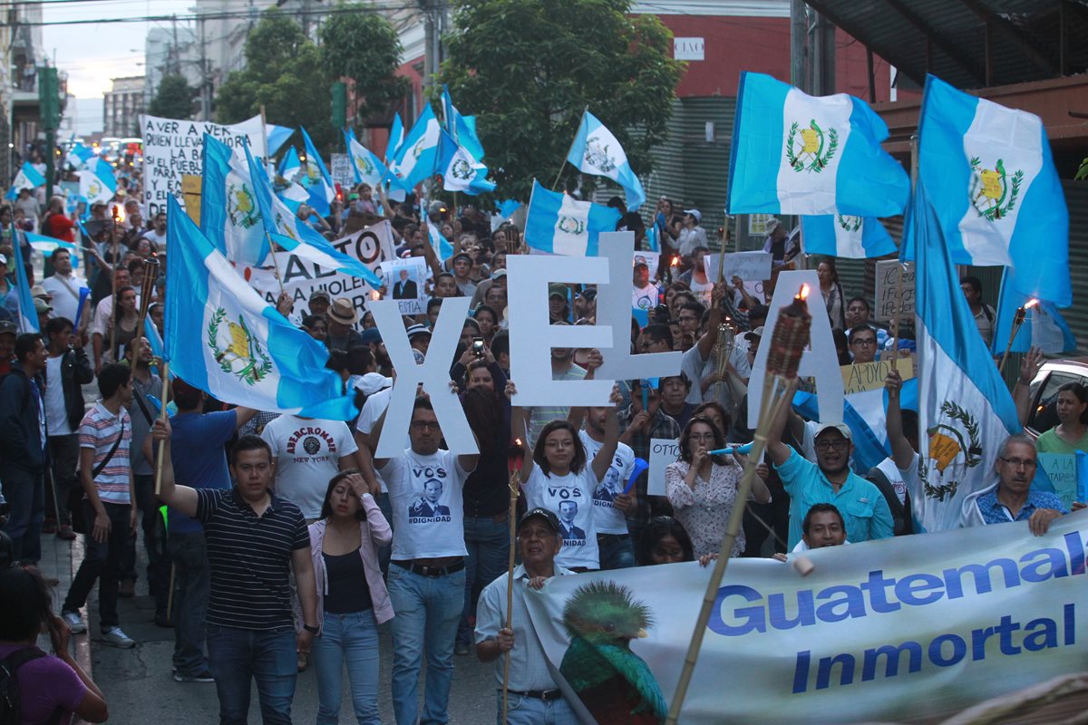 Después de los llamados al diálogo para abordar la crisis institucional, el Foro Guatemala declina hacerlo con diputados y el presidente Morales. (Foto: Hemeroteca PL)