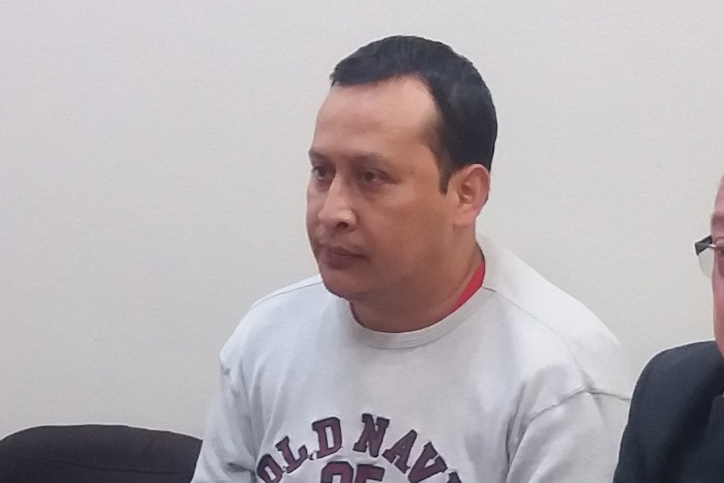 William Enrique Valdez Segura, de 33 años, fue aprehendido en Cantel, sindicado de estar involucrado en un caso de plazas fantasma. (Foto Prensa Libre: María José Longo)