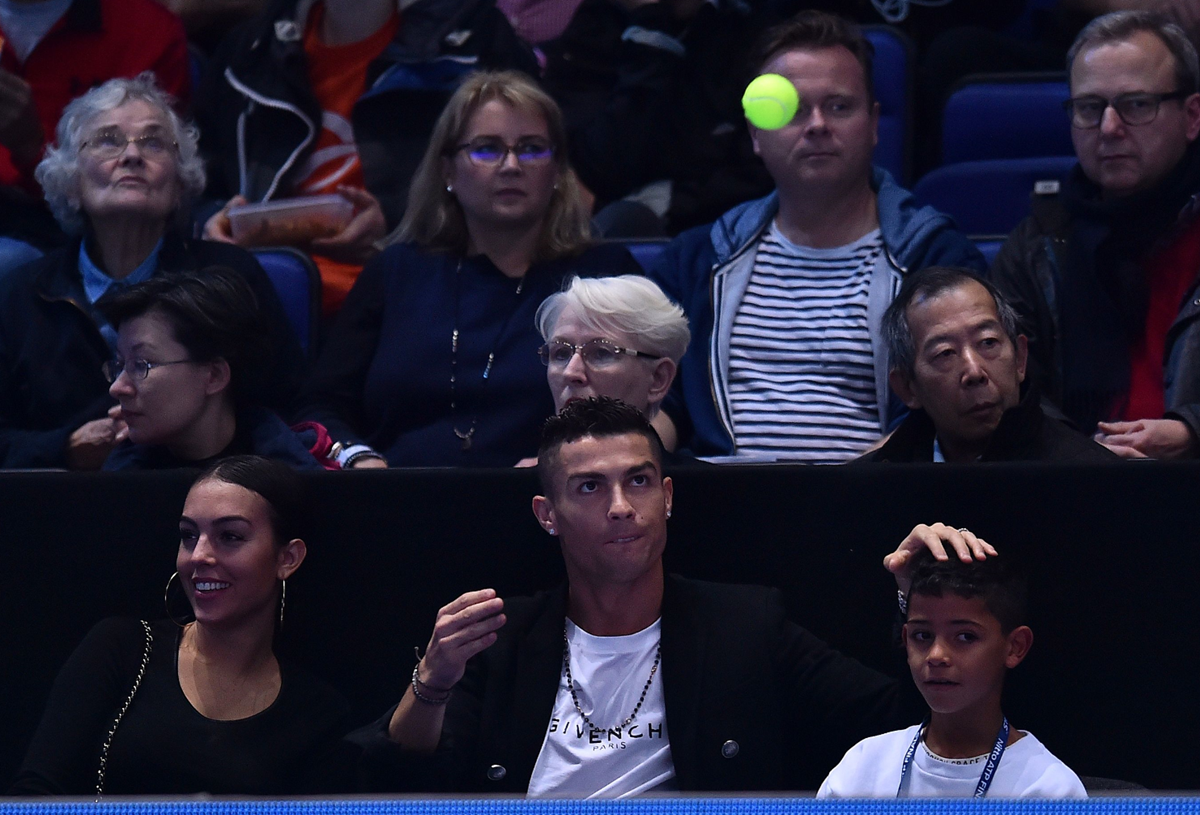 El portugués Cristiano Ronaldo acudió a las finales de la ATP junto a su novia Georgina y su hijo Cristiano jr. (Foto Prensa Libre: AFP)