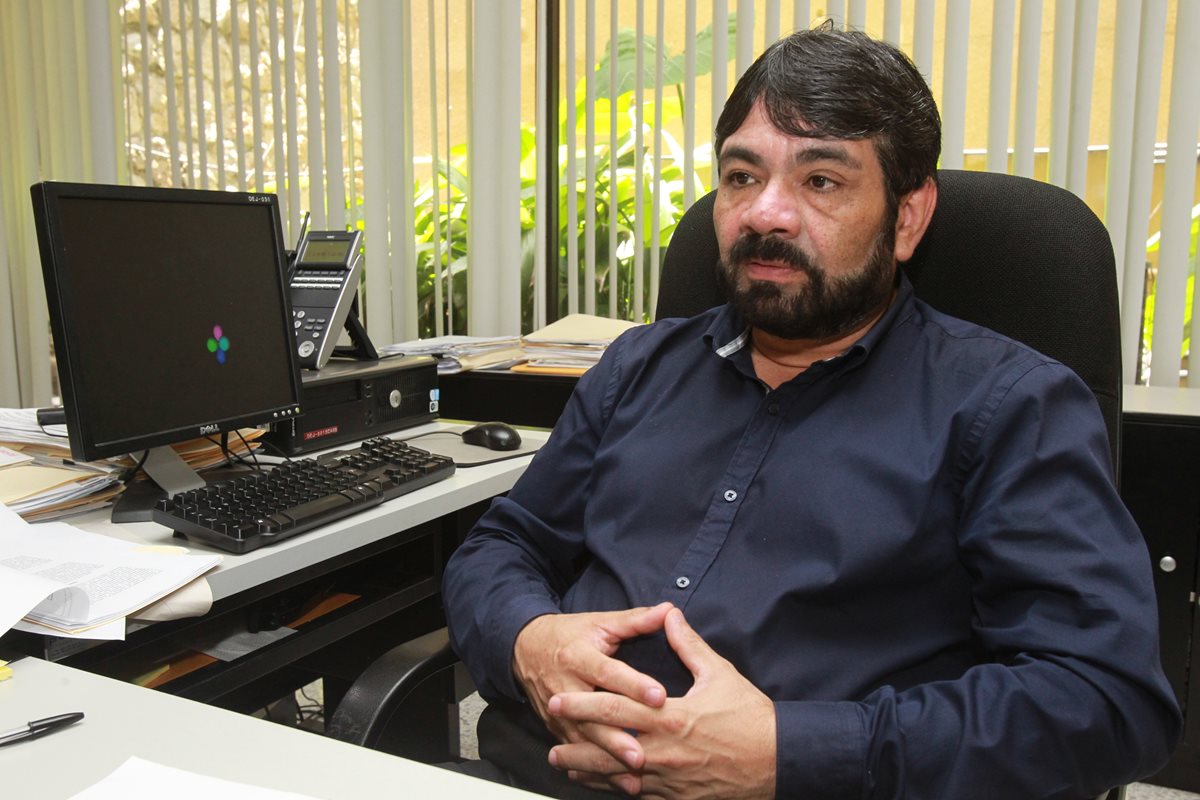 Julio Figueroa asumió la dirección en febrero de 2015. (Foto Prensa Libre: Hemeroteca PL)