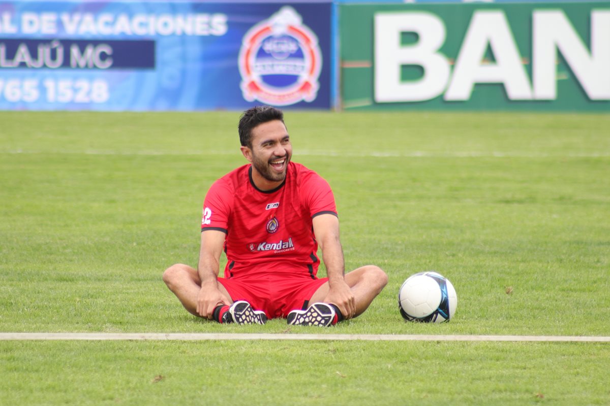 Carlos Kamiani Félix espera contribuir con Xelajú MC en el Clausura 2019. (Foto Prensa Libre: Raúl Juárez)