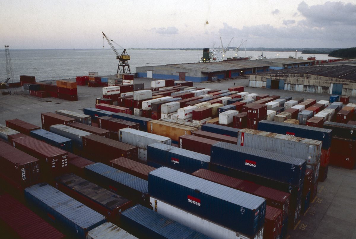 Guatemala busca crear un corredor logístico para las terminales del Atlántico con la ampliación de la carretera a cuatro carriles. (Foto Prensa Libre: Hemeroteca PL) 