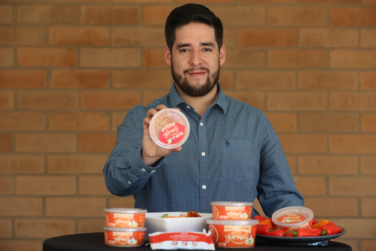 Rodrigo López considera la importancia de generar un impacto a través de la experiencia culinaria con Yumus, y junto a su socio, busca llegar a más comunidades donde hay desnutrición. (Foto Prensa Libre: Álvaro Interiano)