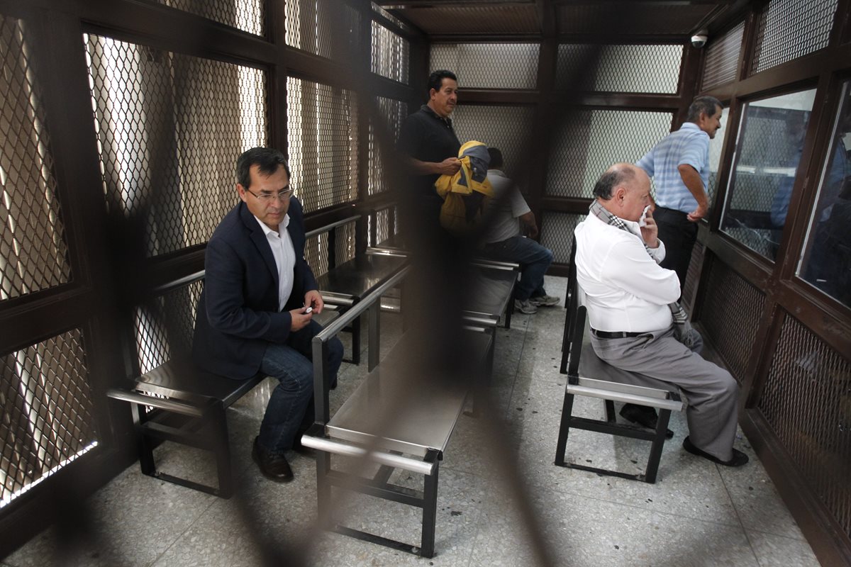 En el caso de El Bodegón hay 11 implicados hasta ahora (Foto Prensa Libre: Paulo Raquec)