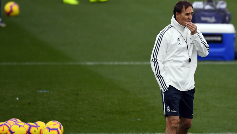 El entrenador del Real Madrid Julen Lopetegui prepara el equipo para jugar la Copa del Rey. (Foto Prensa Libre: AFP)