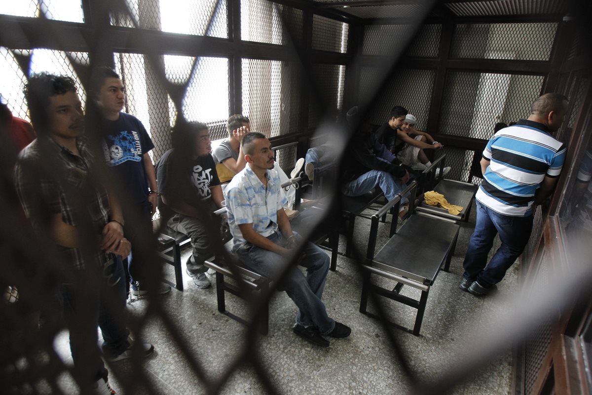 Señalados de extorsión en diferente zonas del país durante una sentencia. (Foto Prensa Libre: Hemeroteca)