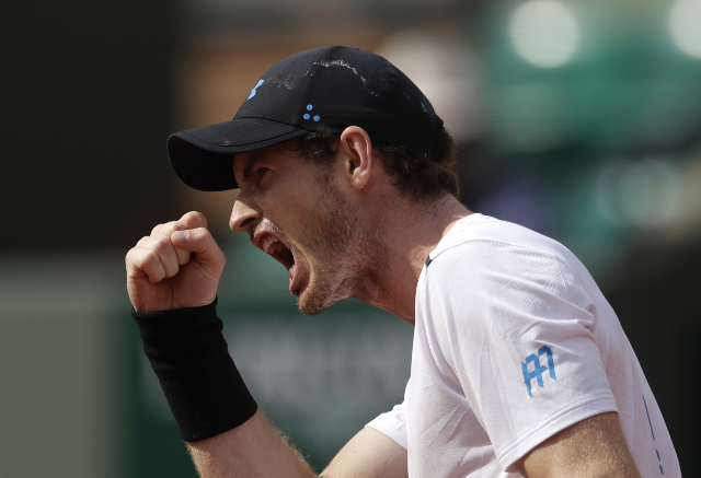 Andy Murray avanza a la tercera ronda en Roland Garros y tendrá un desafío mayor frente a Del Petro. (Foto Prensa Libre: AP)