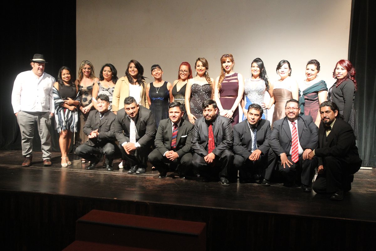 El miércoles se estrenó la película guatemalteca Pasajero. (Foto Prensa Libre: José Ochoa)