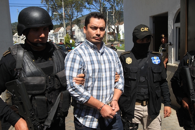 Pedro Benjamín Rivas Zelaya, apodado Snaiper, pandillero salvadoreño que traficaba armas. (Foto Prensa Libre: Hemeroteca PL)