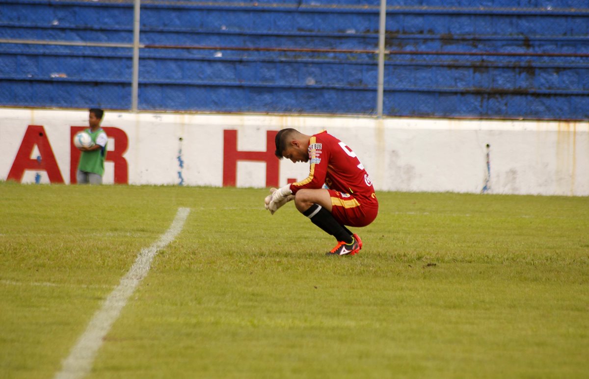 El guardameta mazateco Manuel Sosa se perderá la etapa final del Apertura 2016. (Foto Prensa Libre: Melvin Popá)