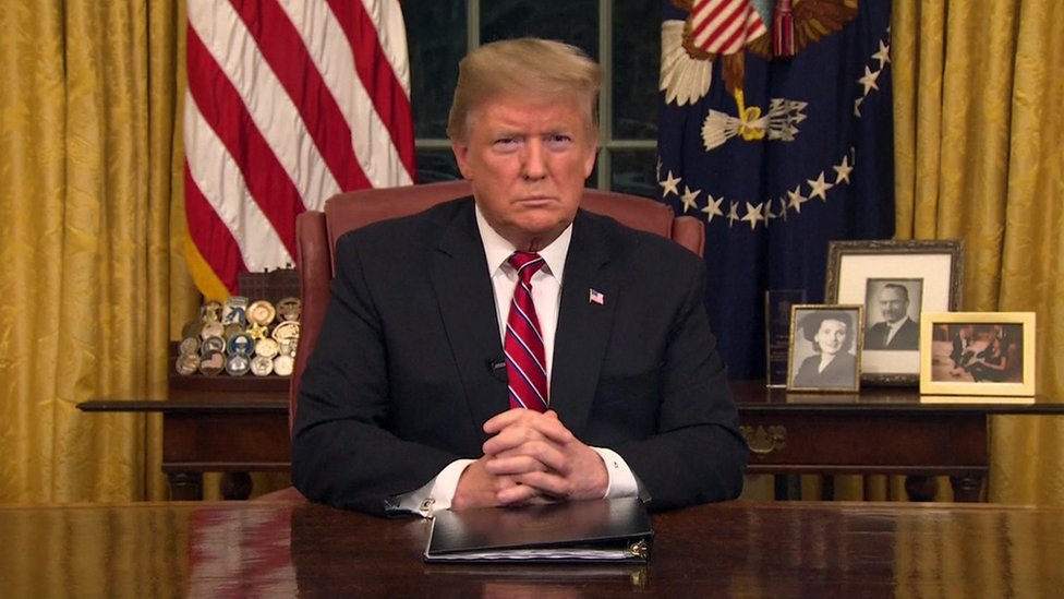 Trump dirigió su primer mensaje a la nación. FOTO:BBC