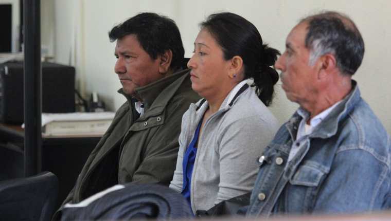 Tres dirigentes de Codeca fueron condenados a tres años de cárcel y Q3 mil de multa, por estafa en grado de tentativa, en Huehuetenango. (Foto Prensa Libre: Mike Castillo)