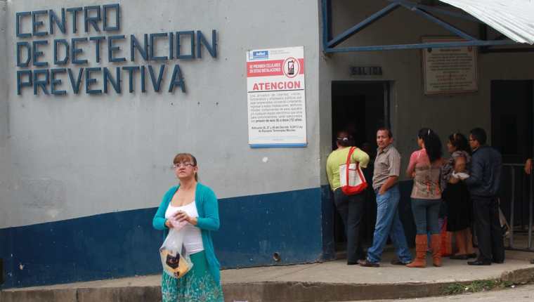 Las visitas a los reos se suspendieron desde hace unos tres meses. (Foto Prensa Libre: Hemeroteca)