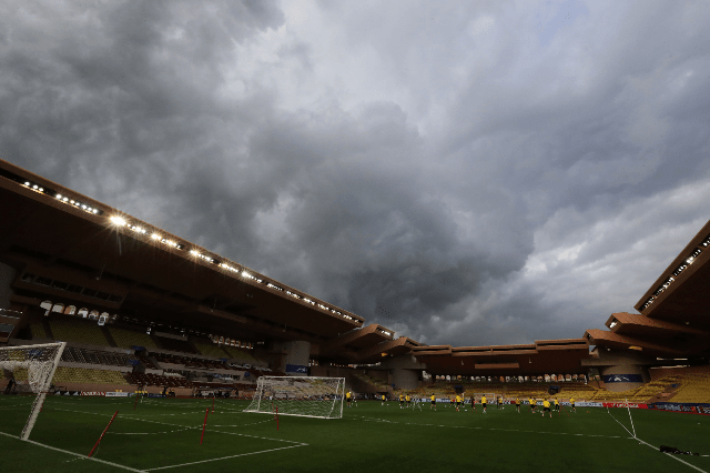 El estadio de Mónaco estará custodiado para evitar cualquier problema con la seguridad. (Foto Prensa Libre: AFP)