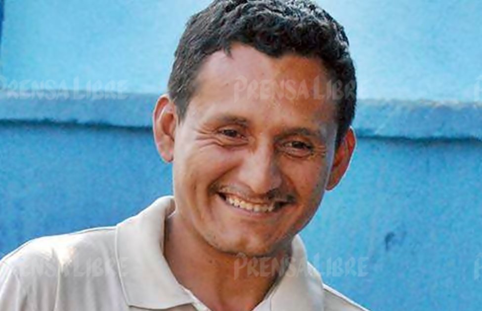 El reportero de un medio televisivo, William Omar Cabrera Monterroso, resultó herido de bala en Coatepeque, Quetzaltenango. (Foto Prensa Libre: Alexánder Coyoy)