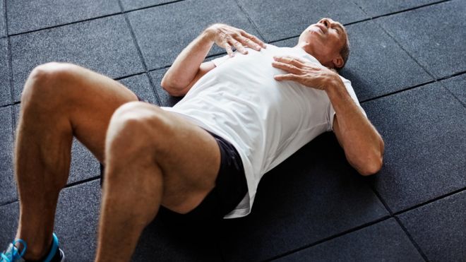 Los abdominales es una de las partes del cuerpo que más nos obsesionan. (Foto Prensa Libre:GETTY IMAGES)