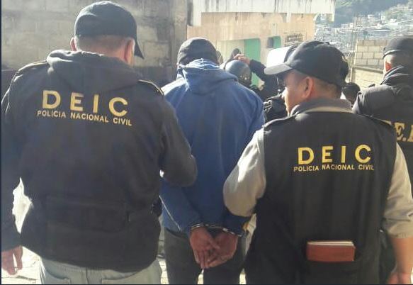Daniel Isaías Rodas López fue capturado en una casa del barrio El Paraíso 2 de Almolonga, Quetzaltenango. (Foto Prensa Libre: Cortesía PNC)