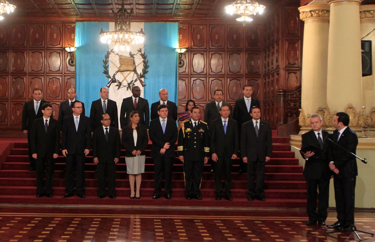Acto de juramentación del Gabinete de Gobierno. (Foto Prensa Libre: Hemeroteca PL)