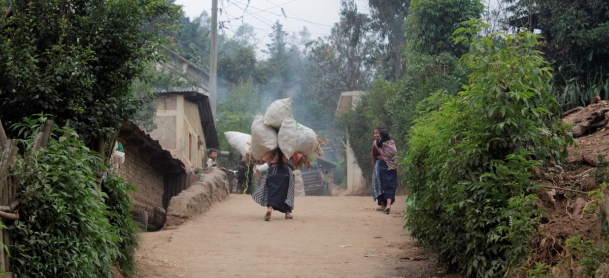 Los indígenas son los más afectados por el alto costo de la vida. (Foto Prensa Libre: Hemeroteca PL)