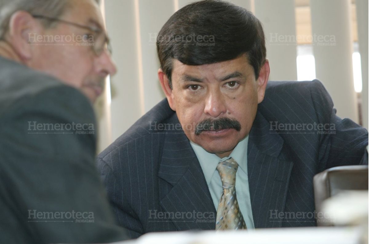 En abril de 2007, el Tribunal Quinto de Sentencia halló culpable a Marco Tulio Abadío por el desfalco de Q24 millones en la Superintendencia de Administración Tributaria. (Foto Prensa Libre: Hemeroteca PL)