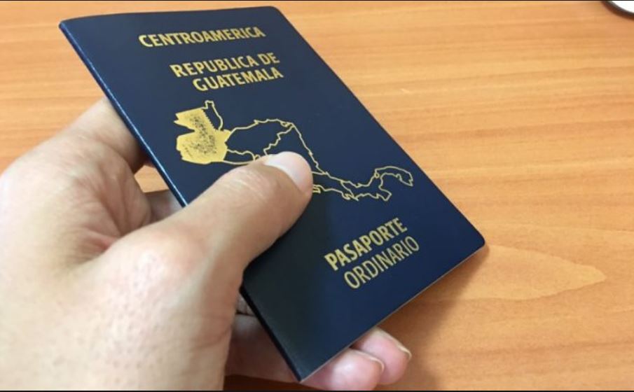 Imprenta Pública Alemana se encuentra interesada en imprimir libretas de pasaportes para Guatemala. (Foto Prensa Libre: Hemeroteca)