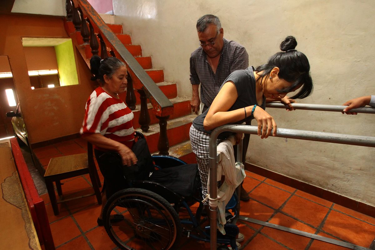 Marjorie lucha cada día para salir adelante. (Foto Prensa Libre: Álvaro Interiano).