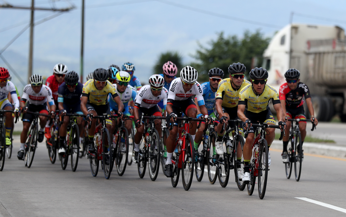 Los ciclistas partirán hoy desde Jalapa rumbo a El Progreso, Jutiapa, para cumplir con la segunda etapa de la Vuelta a Guatemala. (Foto Prensa Libre: Carlos Vicente)