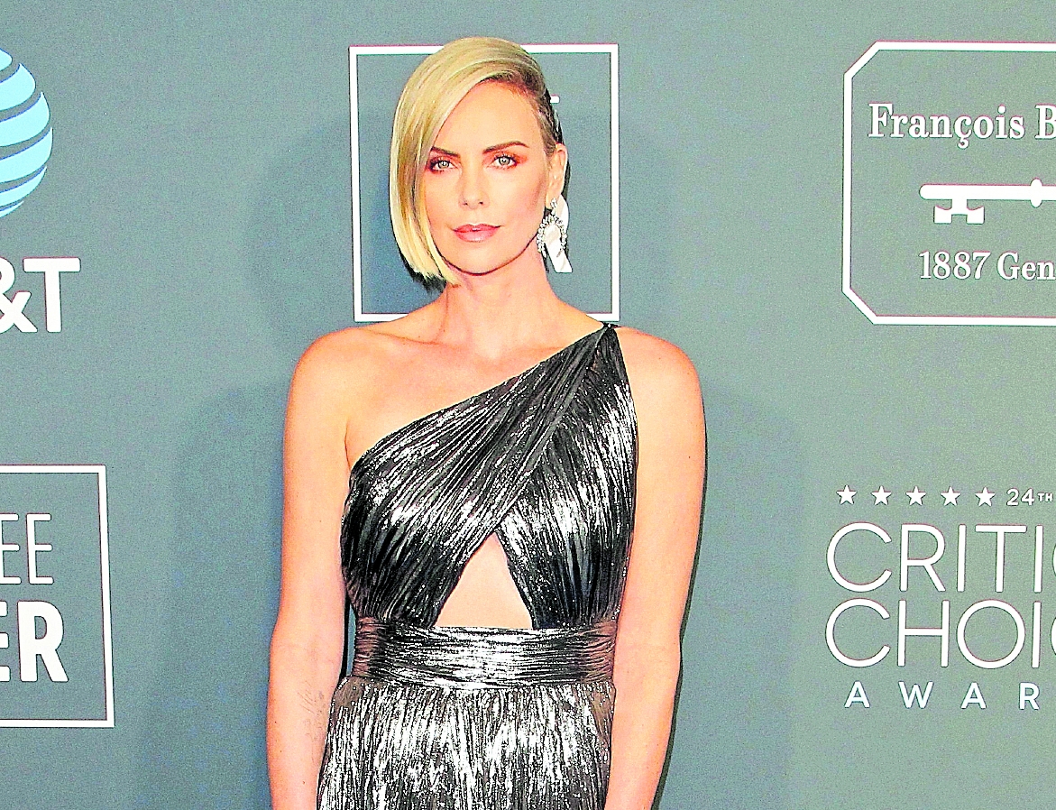 Charlize Theron sonó como pareja de Brad Pitt. (Foto Prensa Libre: EFE)