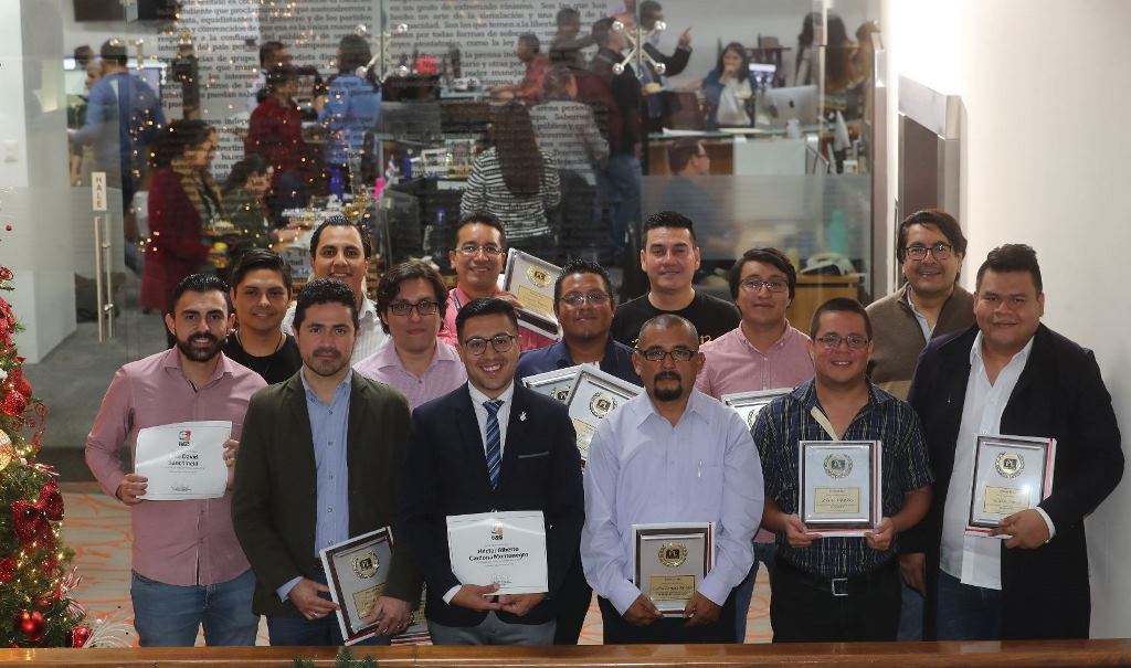 Prensa Libre y Guatevisión premian labor de periodistas