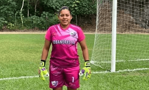 La portera Aida Cuc Ichic sueña con trascender con la Selección Femenina. (Foto Prensa Libre: Aura Andersen)