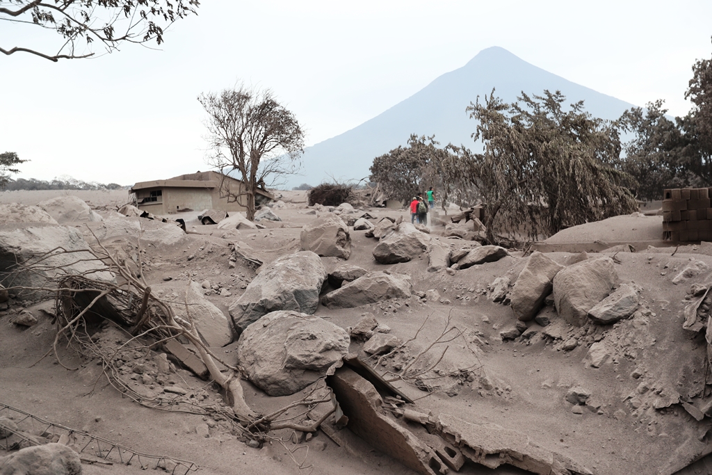 San Miguel Los Lotes será zona inhabitable luego de erupción de Volcán de Fuego