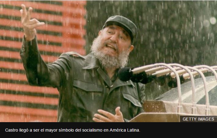 ¿Quién convirtió en comunista al líder cubano Fidel Castro?