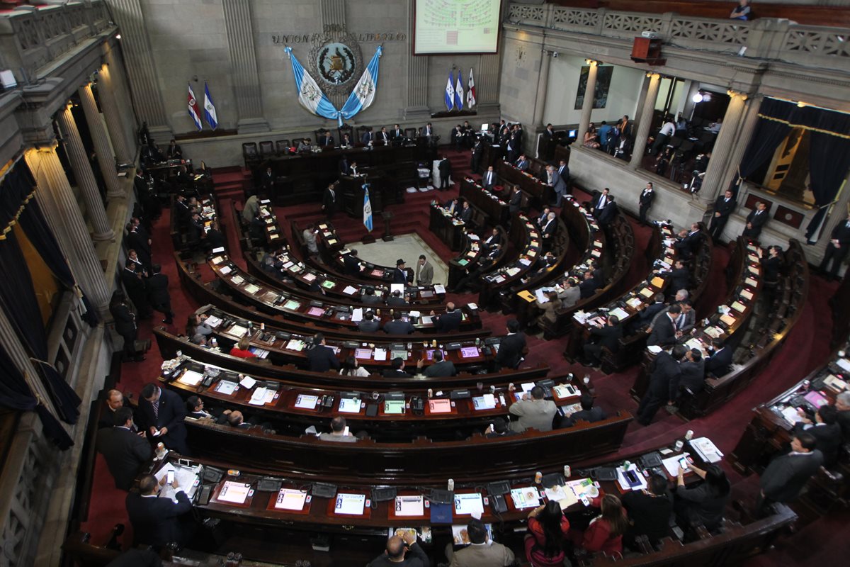 Ministro de Comunicaciones ya no será interpelado por diputados en el Congreso. (Foto Prensa Libre: Hemeroteca PL)